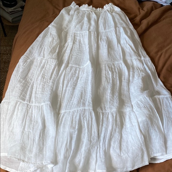 MYA MAXI SKIRT WHITE - Picture 3 of 3